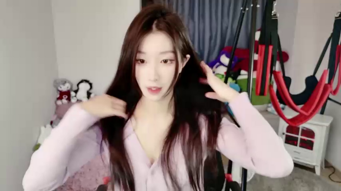 zxcsfgvcdhw