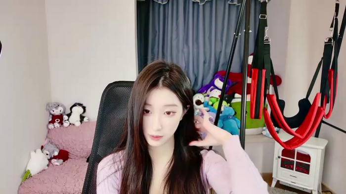zxcsfgvcdhw