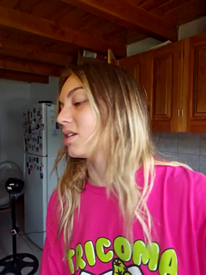 Elnonoykeila77