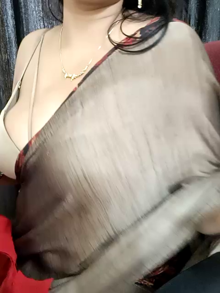 kaamuk_shweta