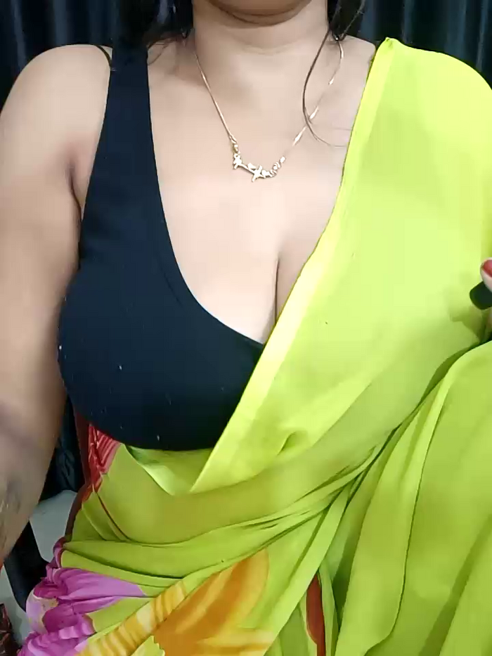 kaamuk_shweta
