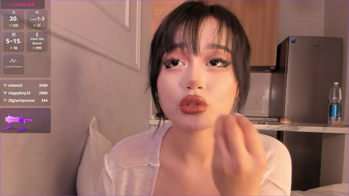 sophia_squirtits