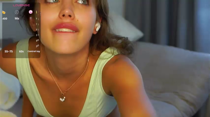 LeonaDecabrio