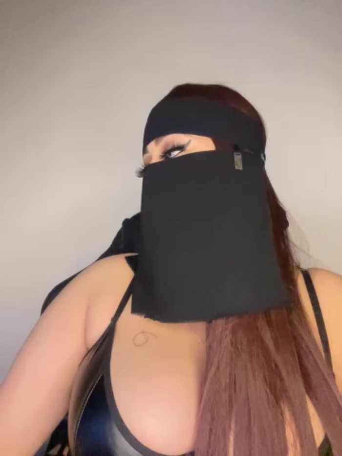 QueenDina777