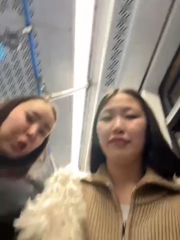 Asian_Asami