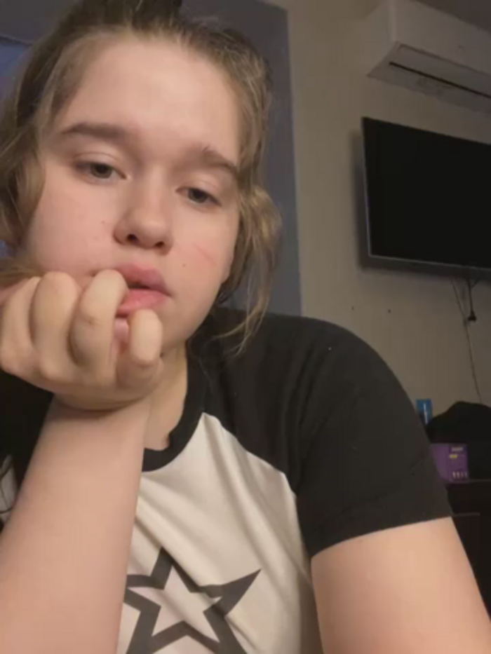 HornyGirlH