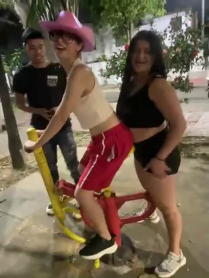 hotlatingirls_