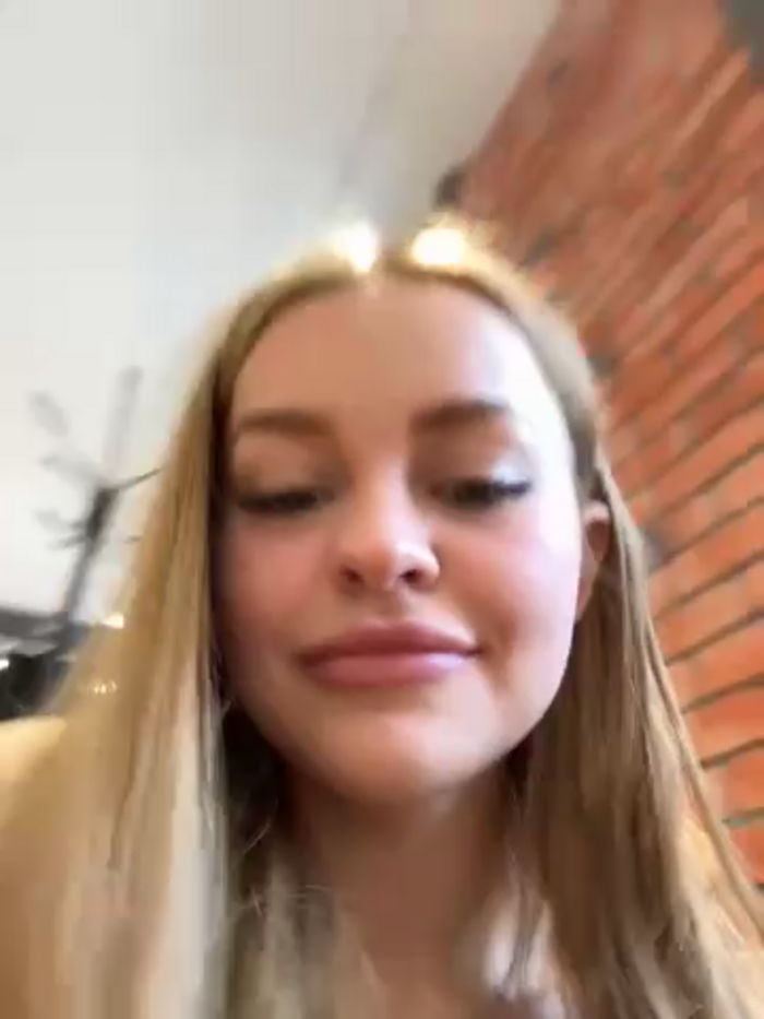 AngelinaTeller
