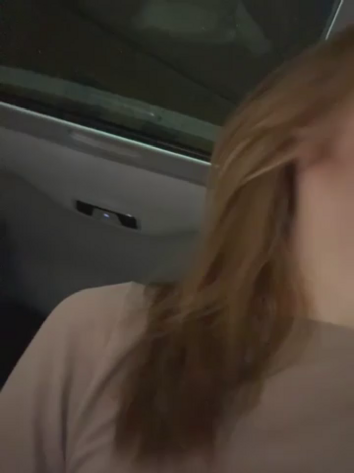 -AngelAri-