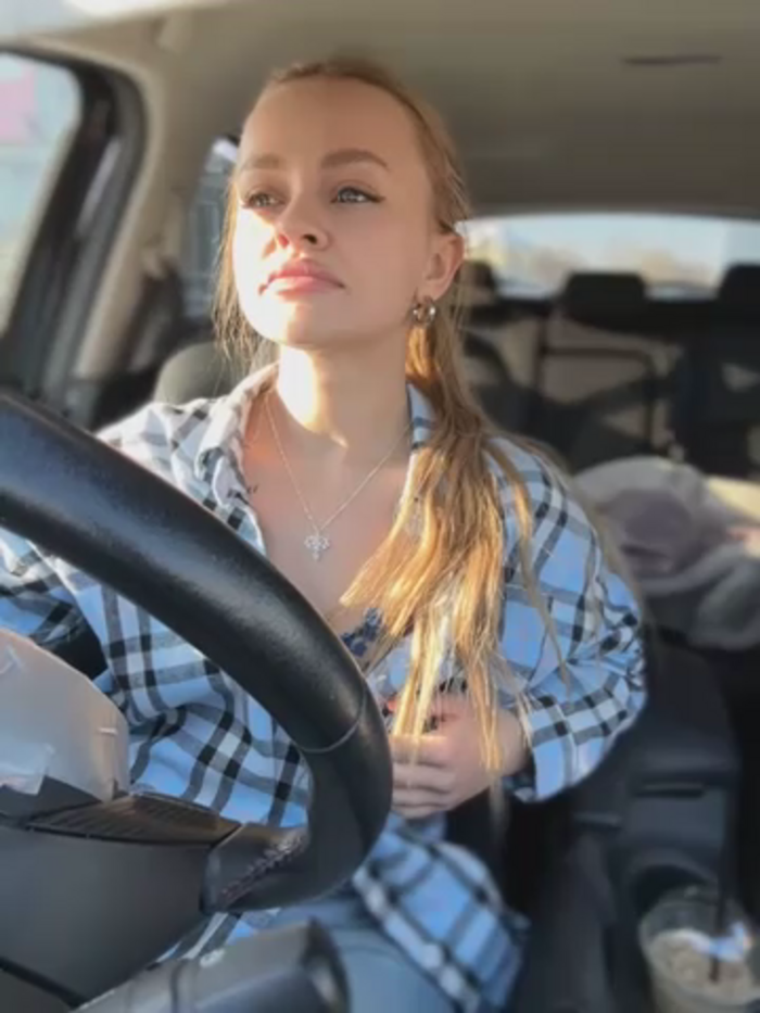 AngelinaTeller