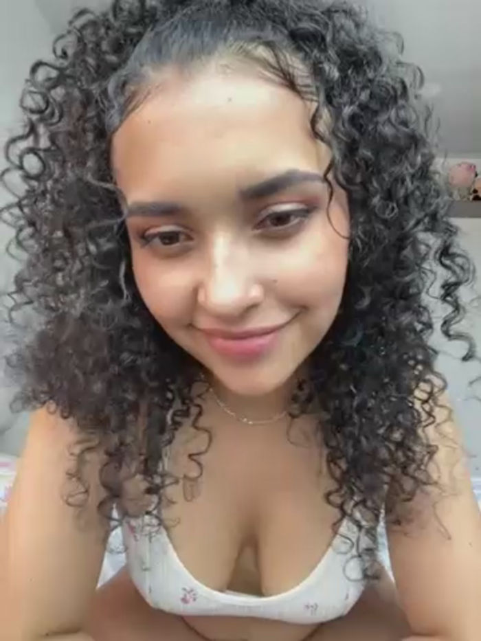 Lucy_Marin