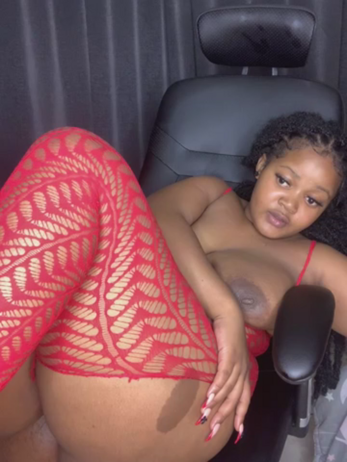 Nikki_Hearts