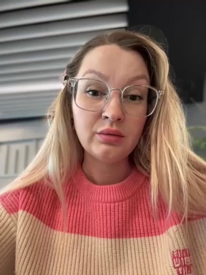 Teya_moon_