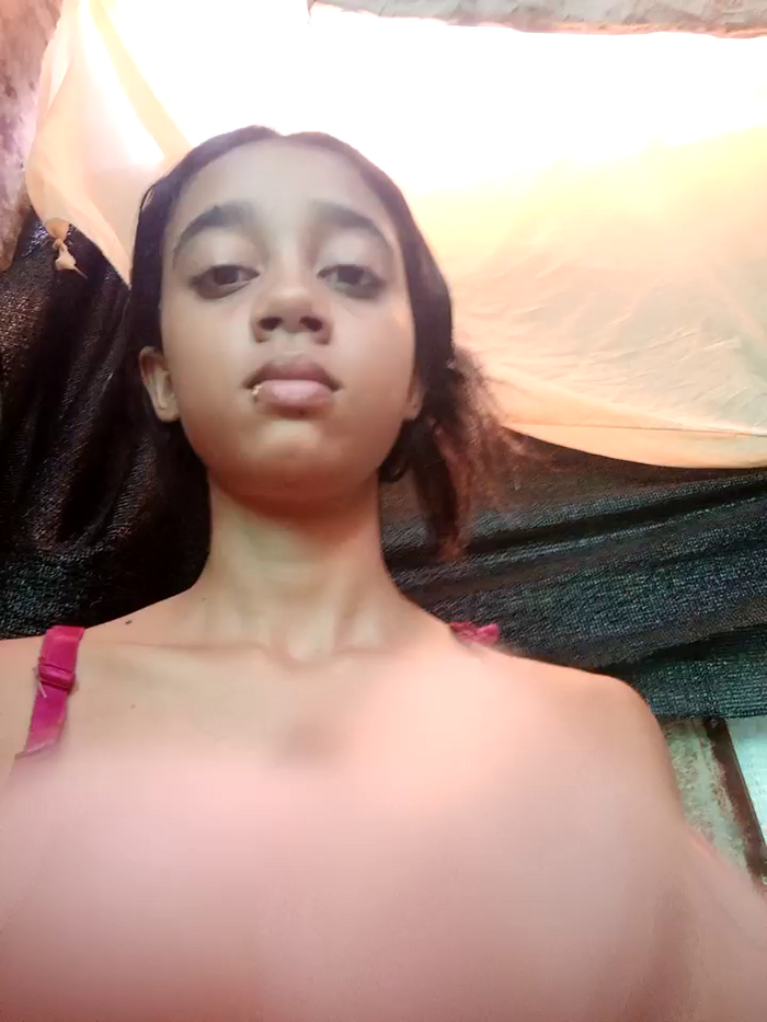 Zoe_Sweett18