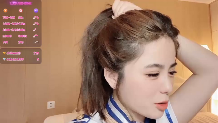 jiaozi-kiss