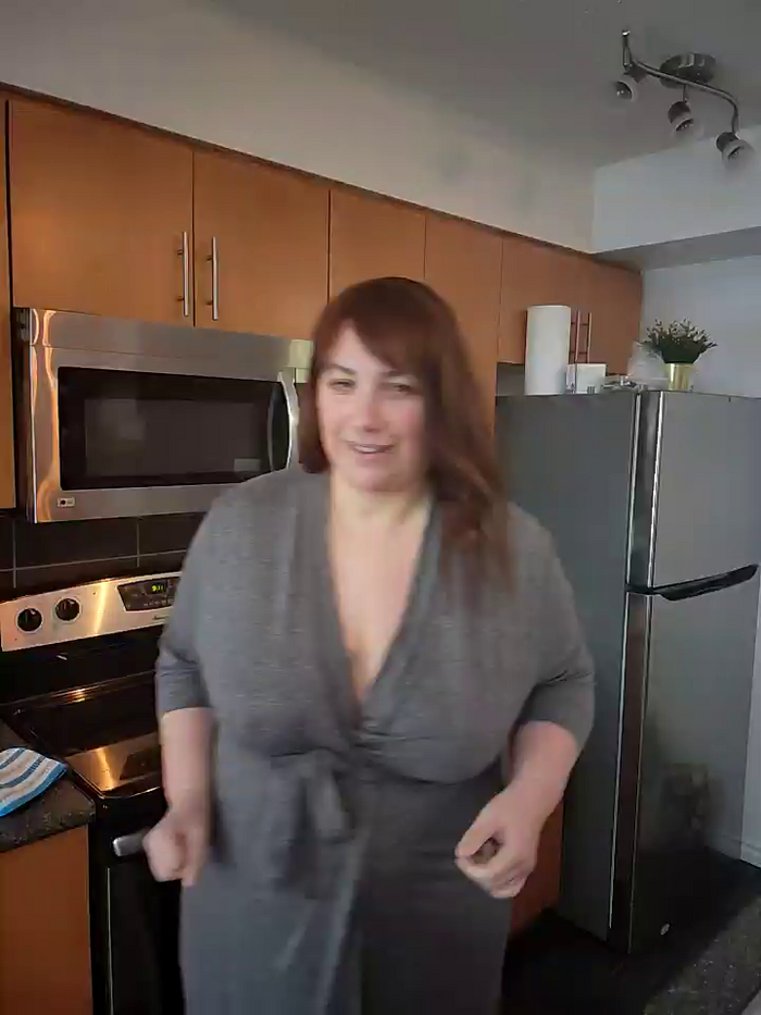 Canadian_BBW