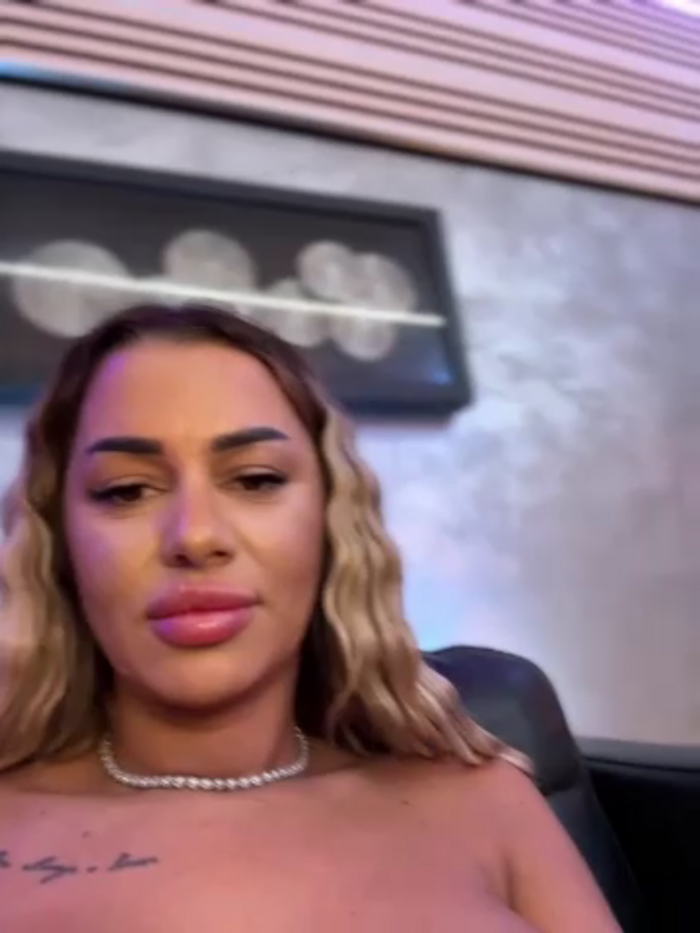 KirstieVegas