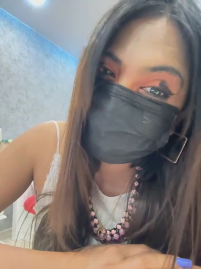 MonalisaDono18