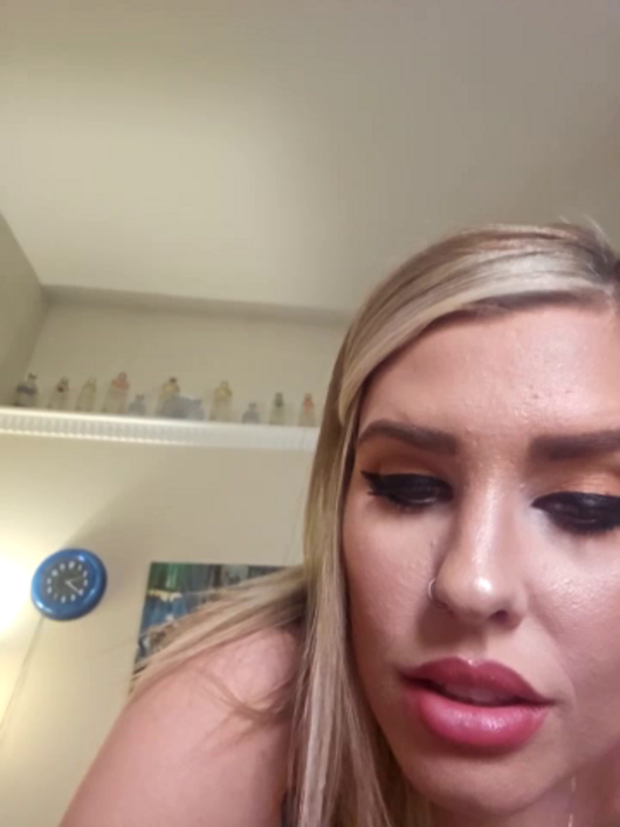 ellieconradxo
