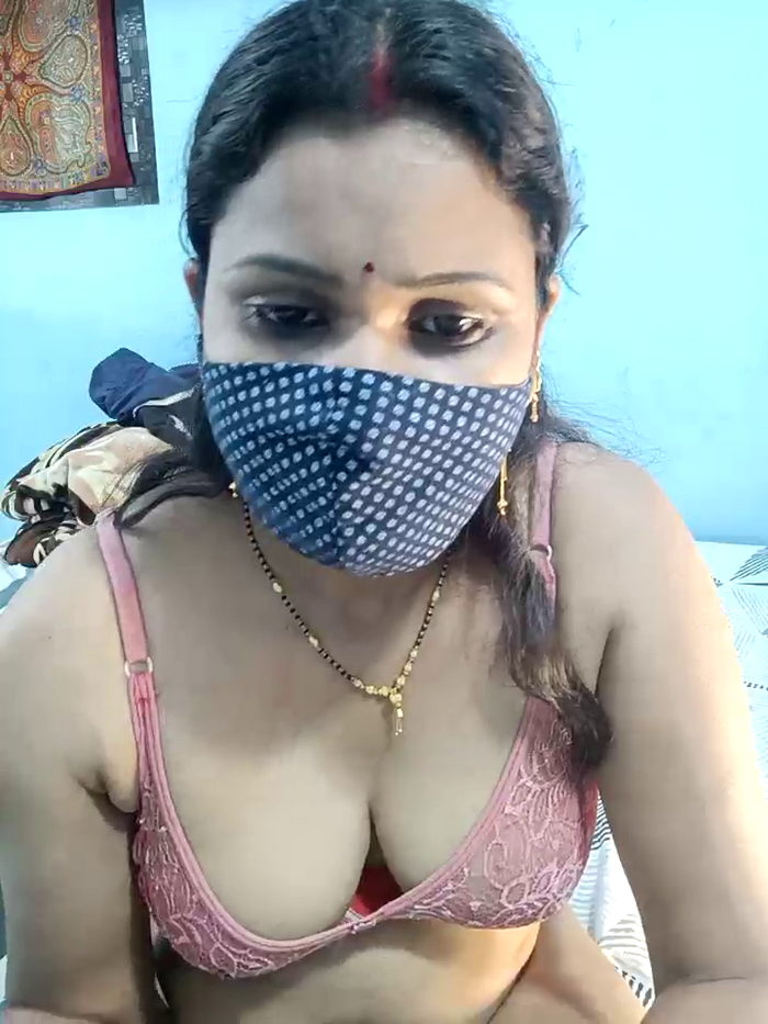 Anu-sexy-cpl