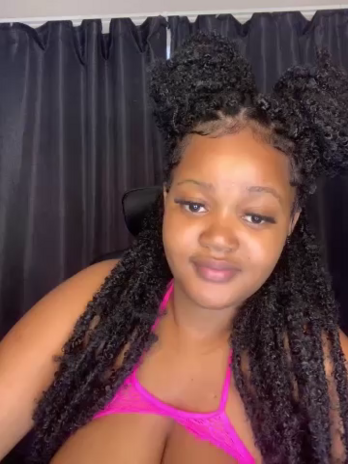 Nikki_Hearts