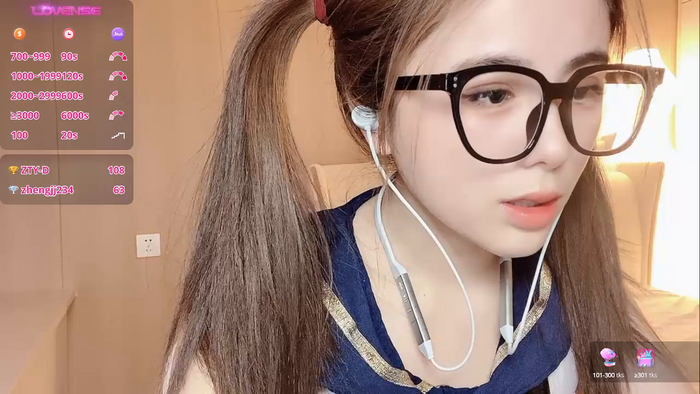 jiaozi-kiss