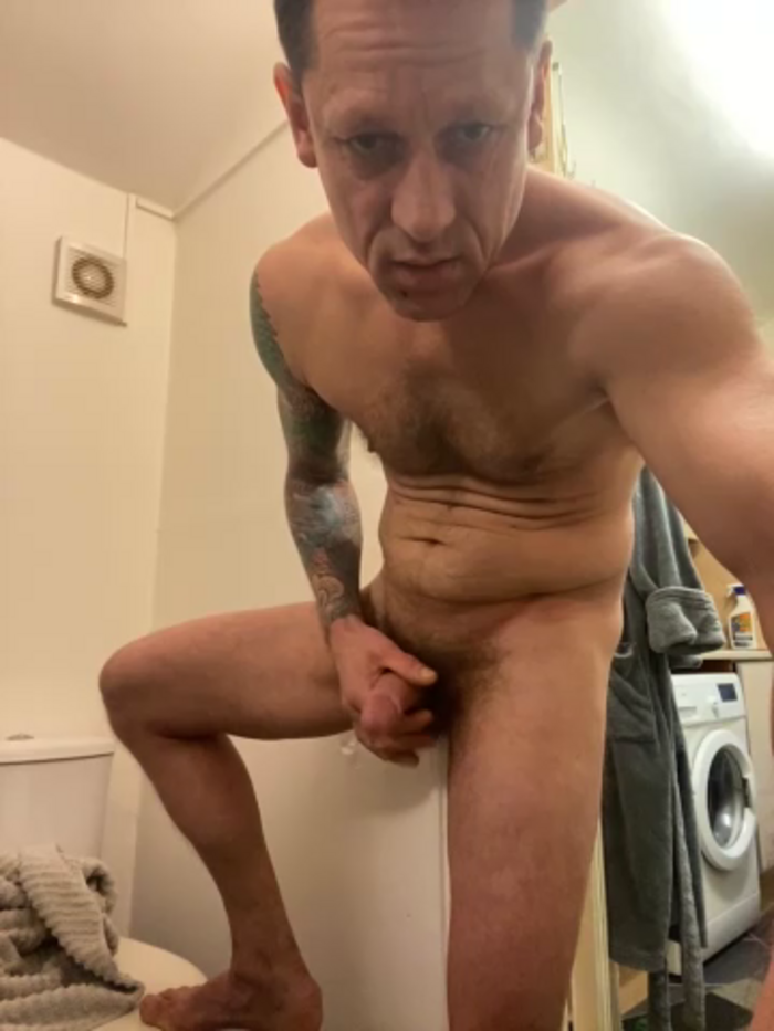 Yourhotboy_42