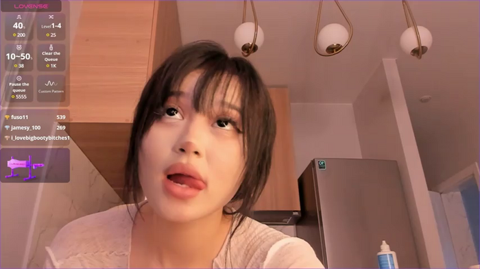 sophia_squirtits