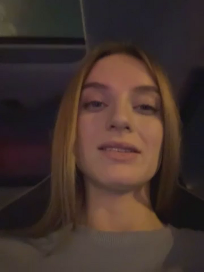-AngelAri-