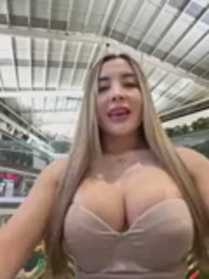 Alexa_seexy1