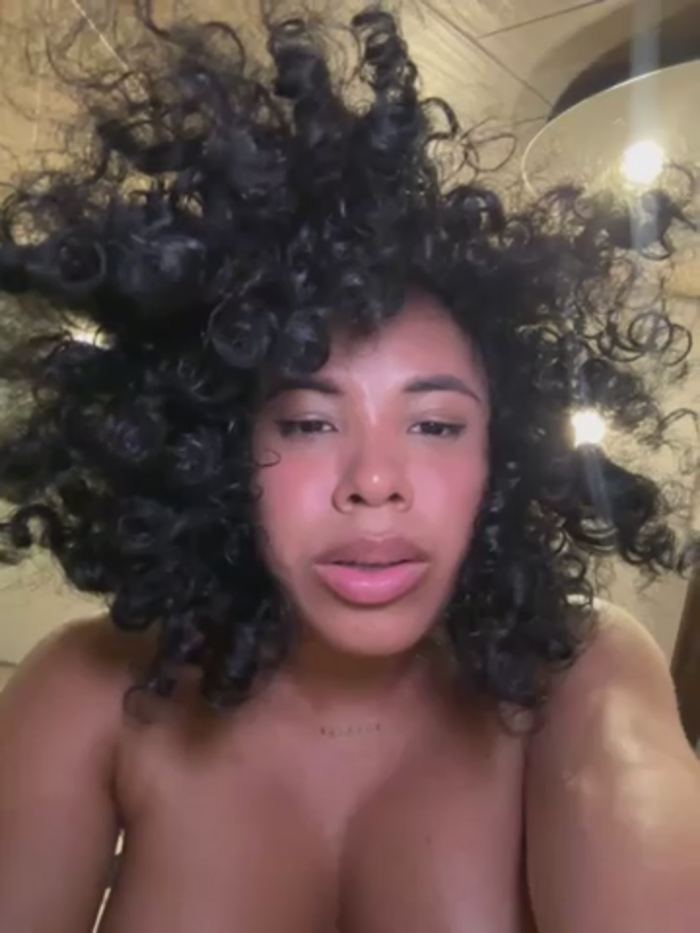 Brunettexio