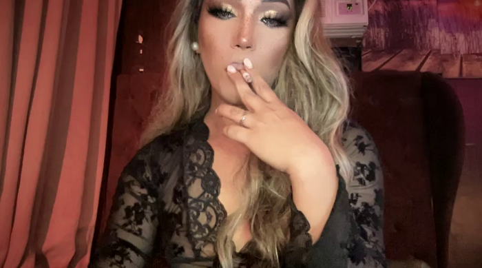 Lo_la_69