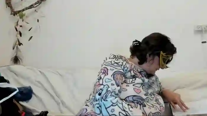 2025/02/09/stripchat-israelimilf-11-44-56