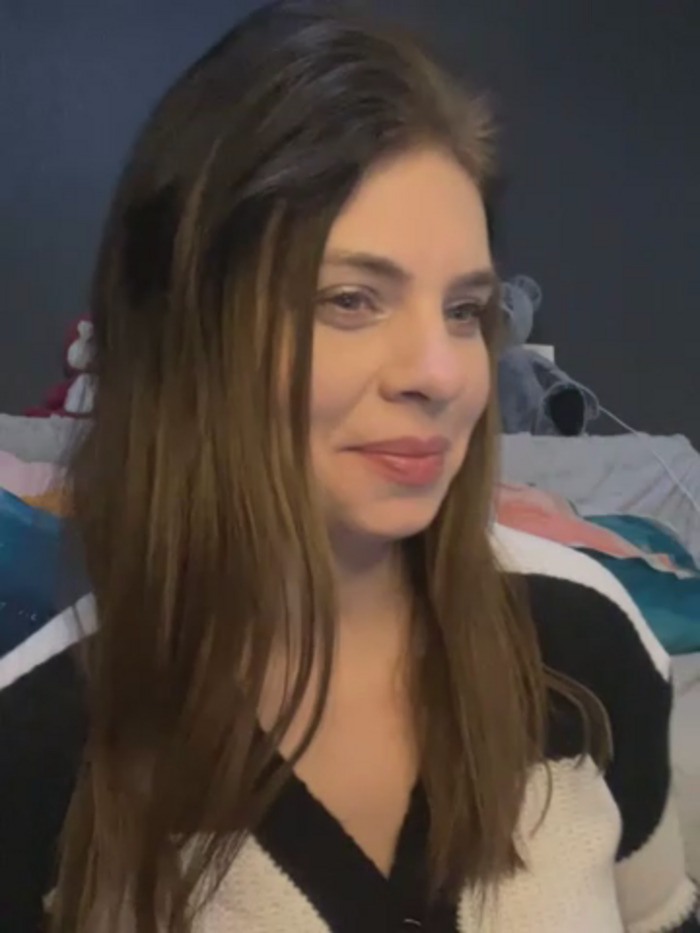 CurlyLara