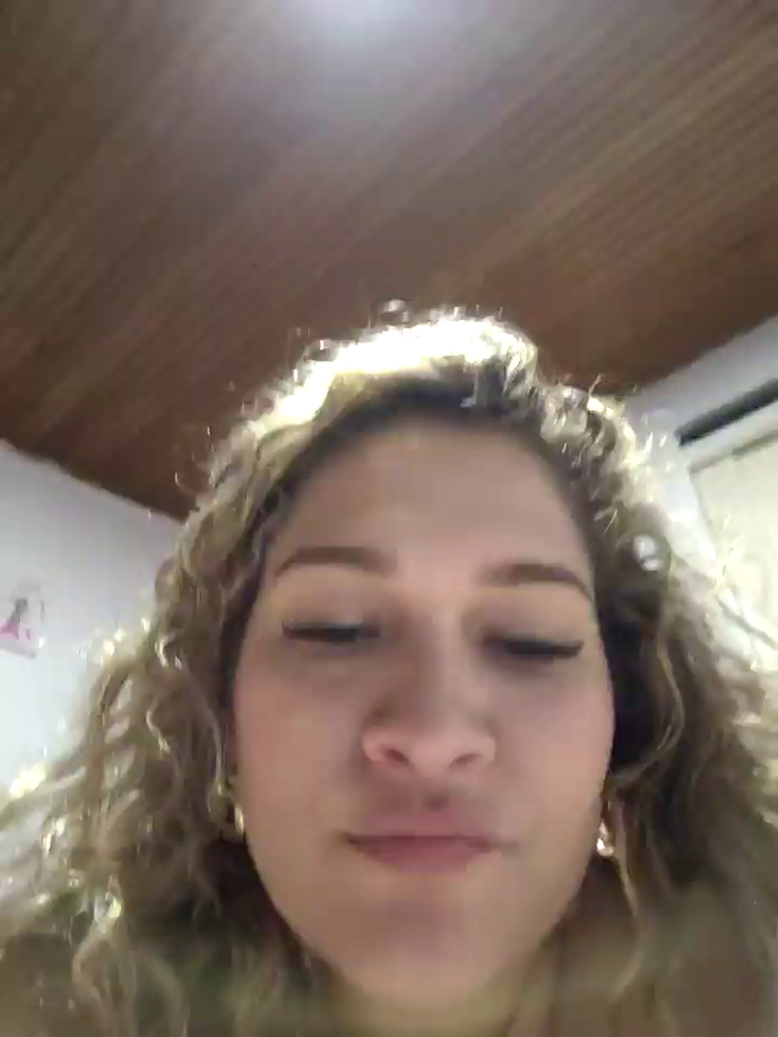 Sara_smiiith211