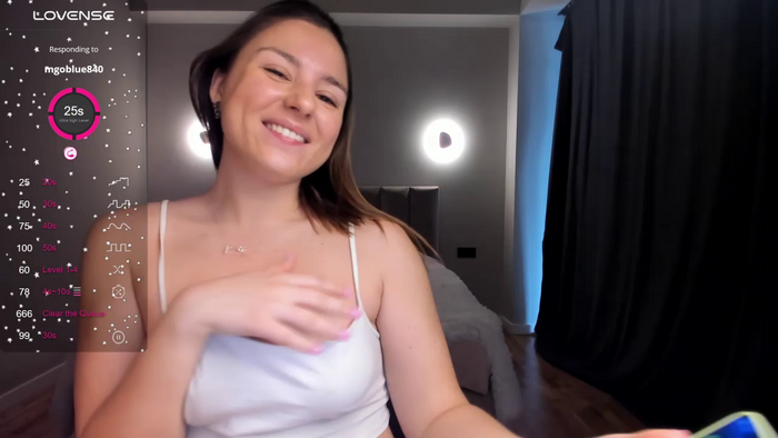 ThreeshaWhite