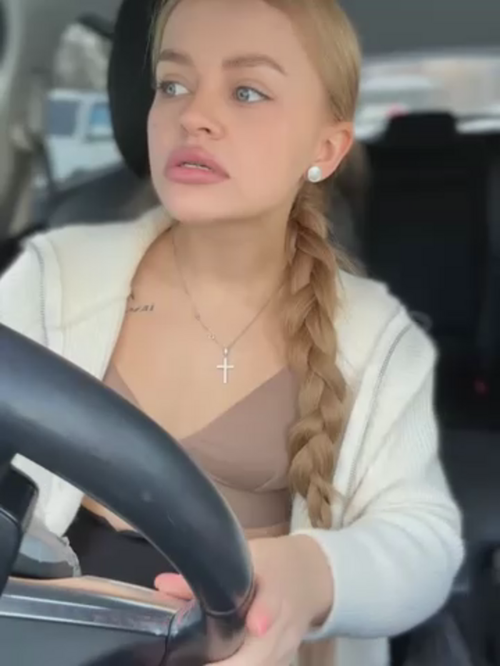 AngelinaTeller