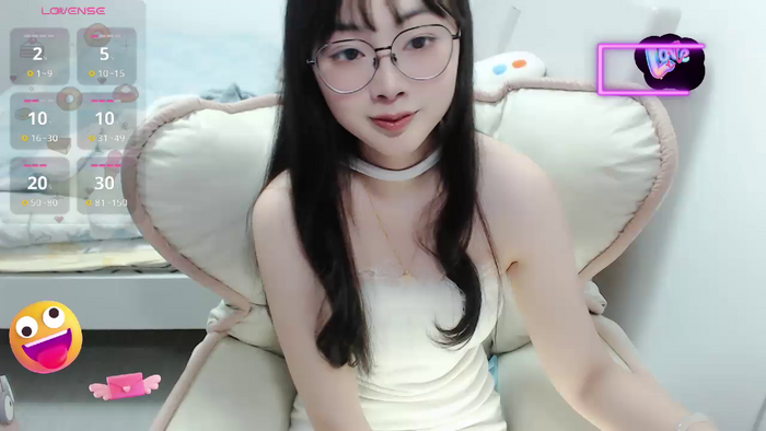 Hot-nini20