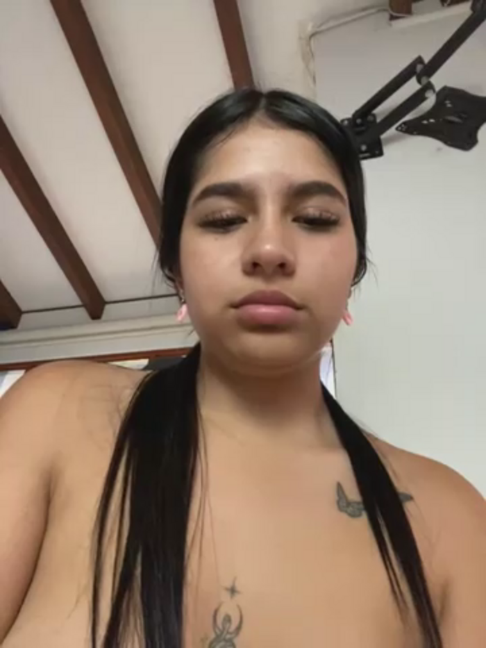SaritaHot_69