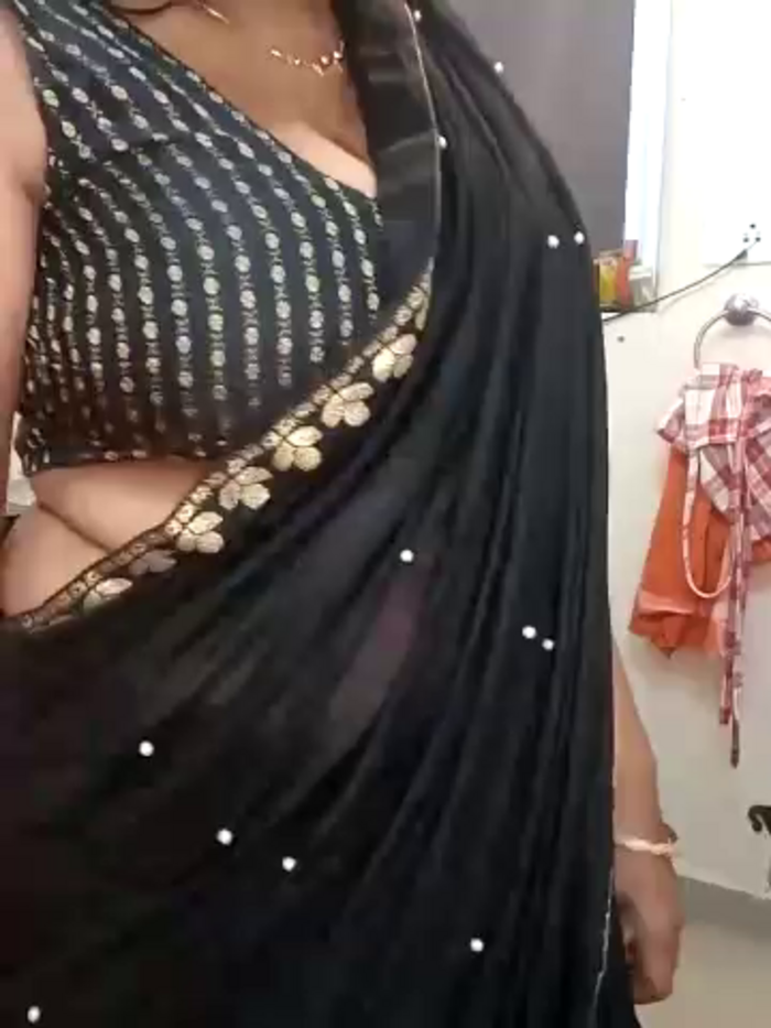 kaamuk_shweta
