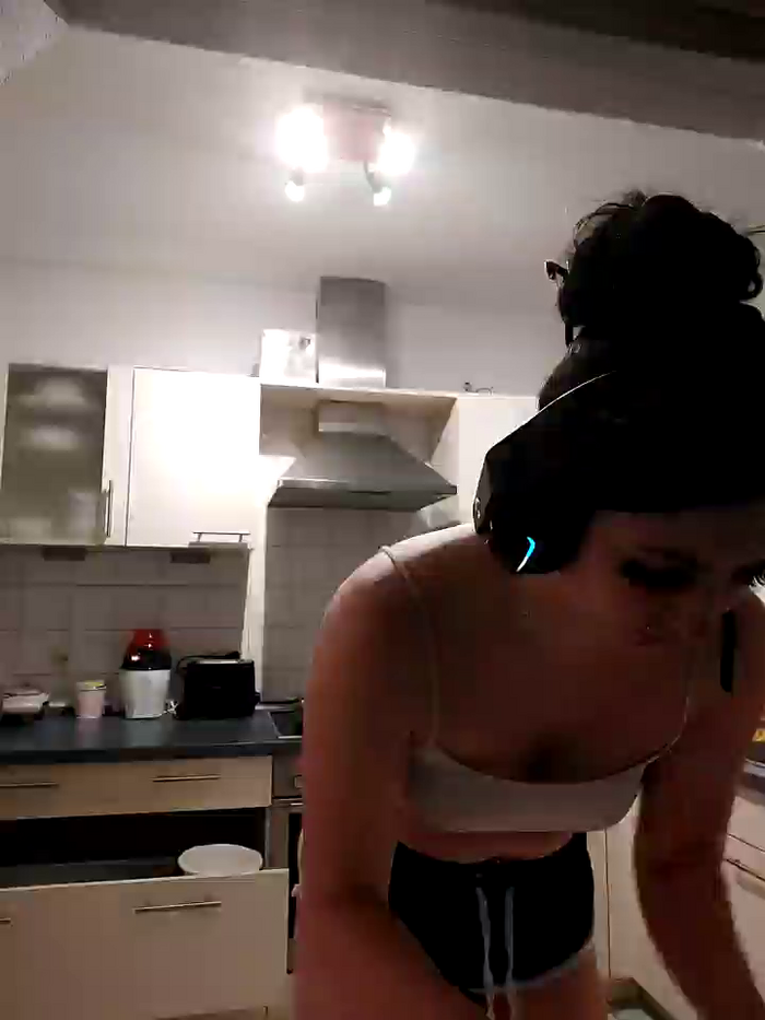 Gamergirl-Linela