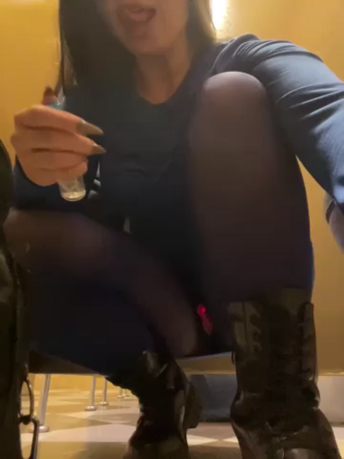 CrazzyChicks