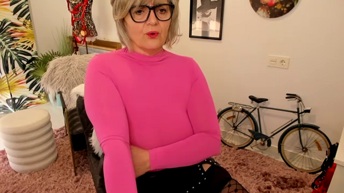 Milf-Ella