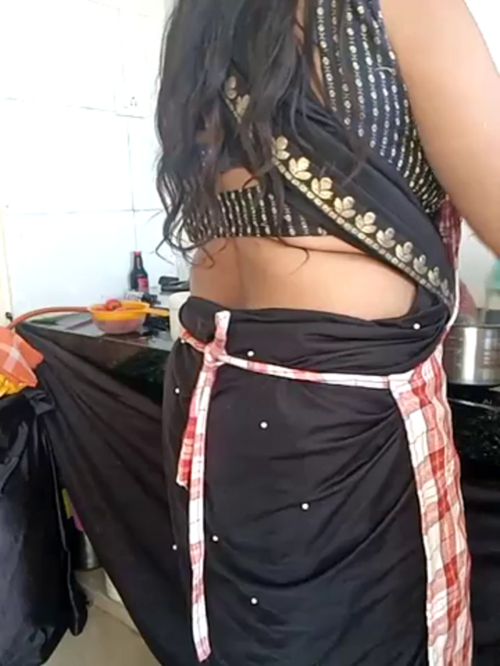 kaamuk_shweta