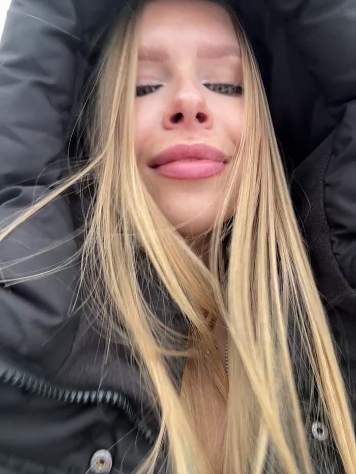mur_girl