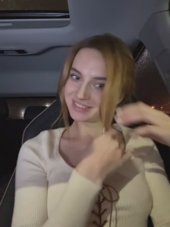 -AngelAri-