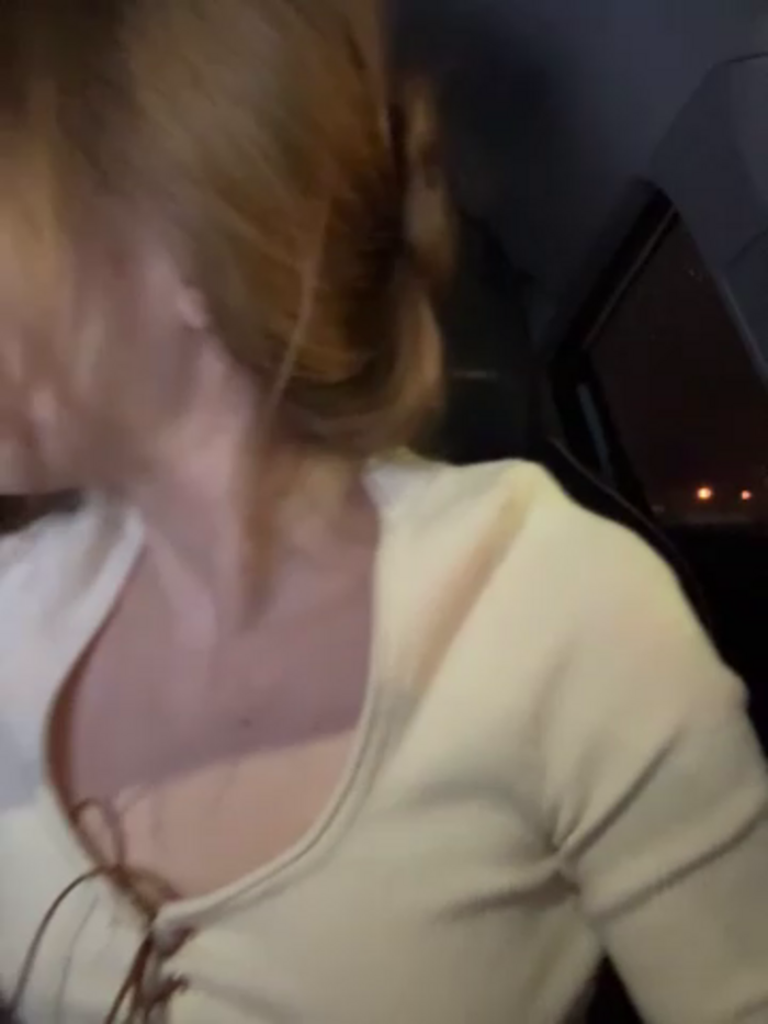 -AngelAri-