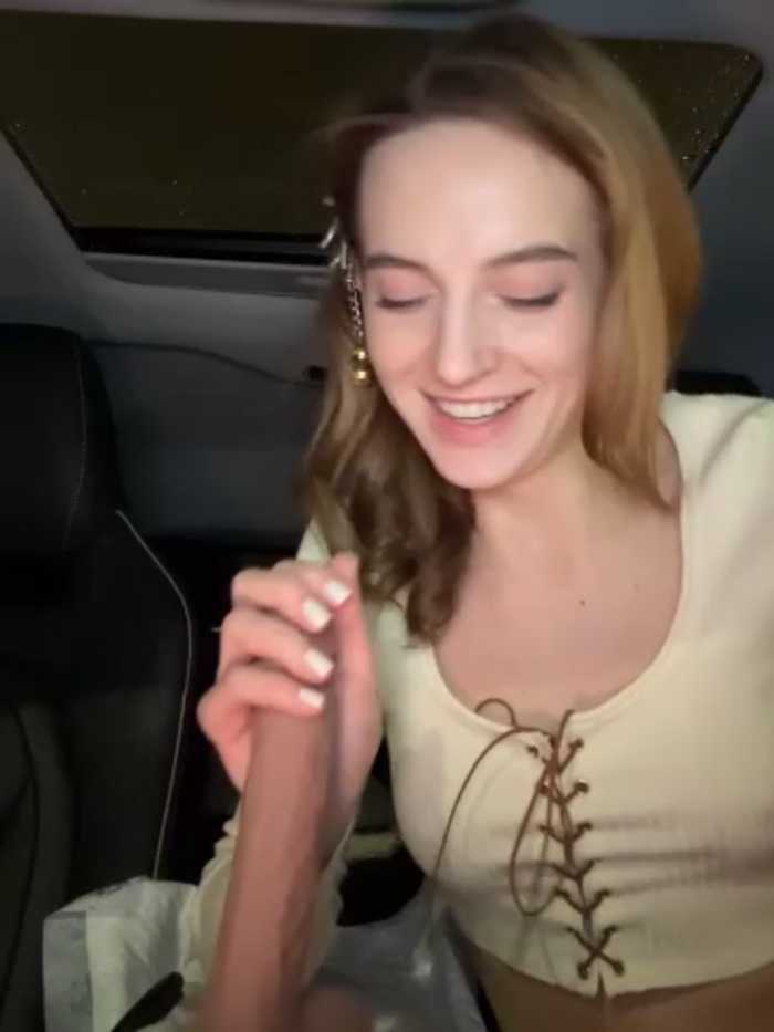 -AngelAri-