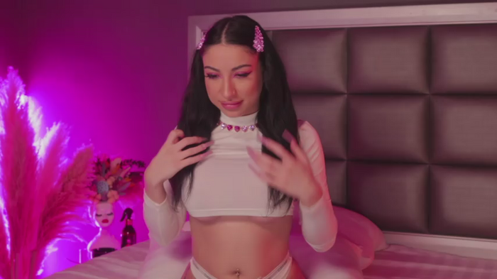 Anais_Bloom