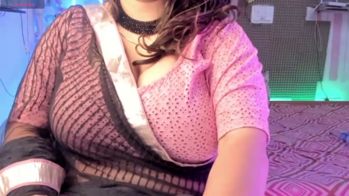 Gulabi_Queen